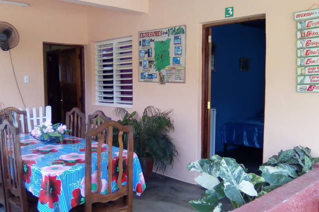 'Dining room and entrance to room 3' 